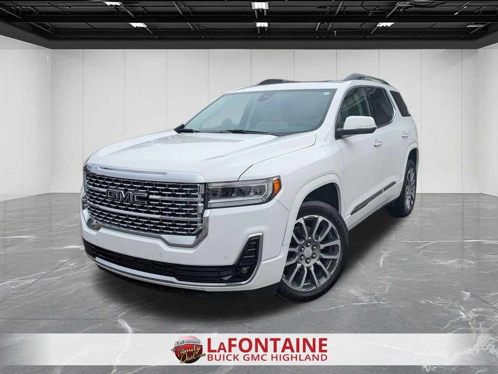 2023 GMC Acadia Denali