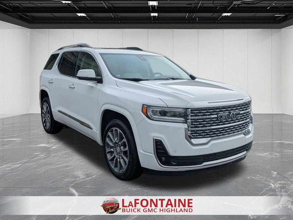 2023 GMC Acadia Denali