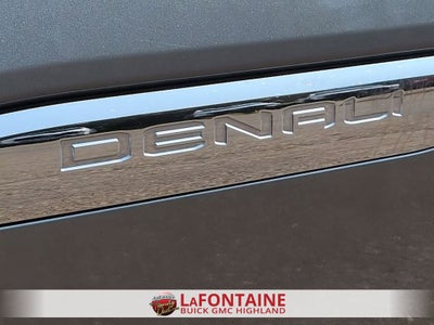 2023 GMC Acadia Denali