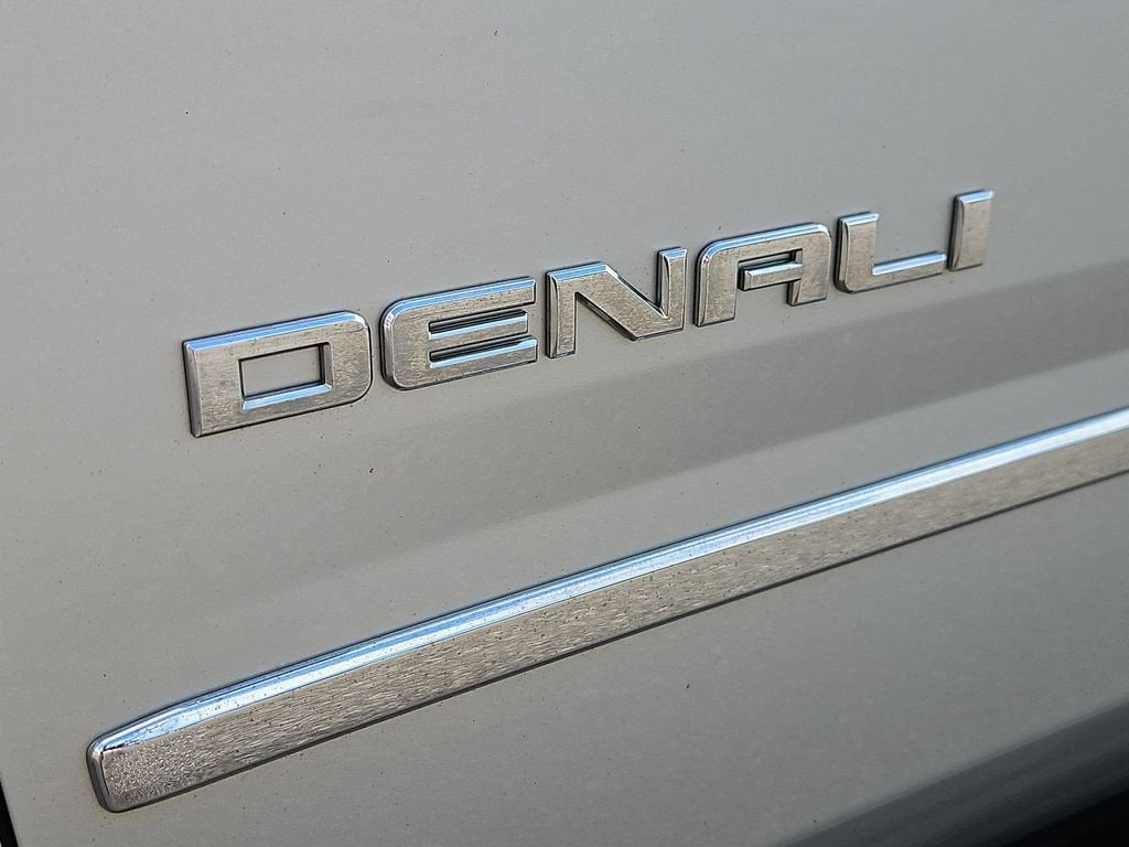 2020 GMC Yukon Denali