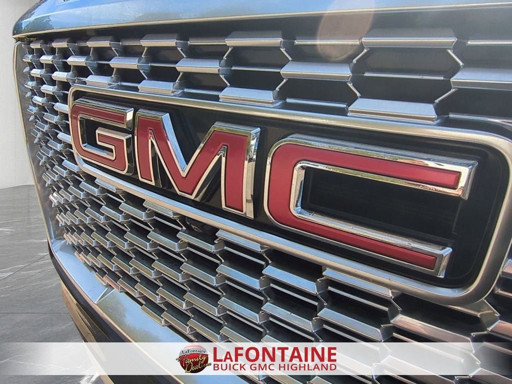 2023 GMC Yukon Denali