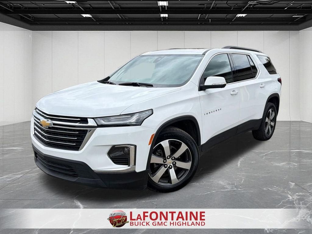 2023 Chevrolet Traverse LT Leather