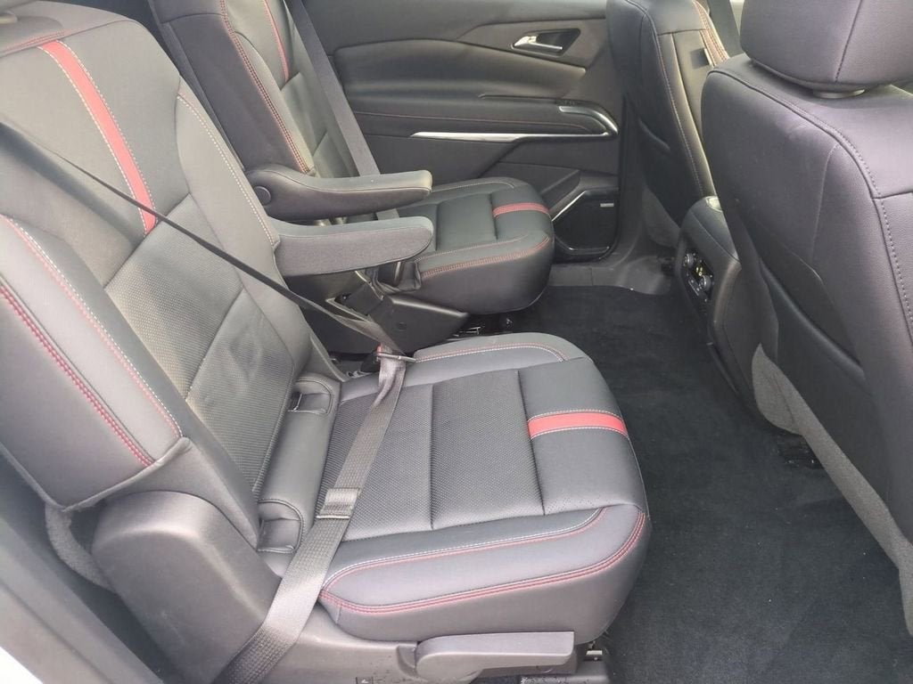 2025 Chevrolet Traverse RS