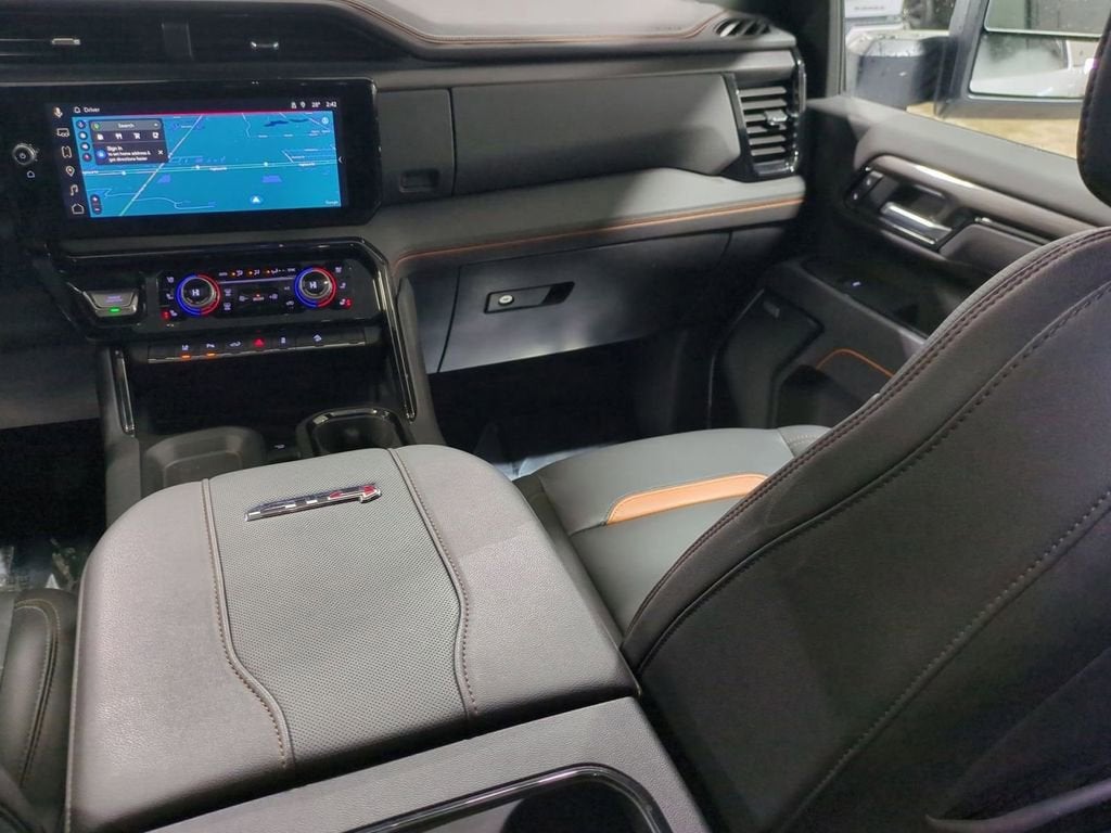 2025 GMC Sierra 2500 HD AT4