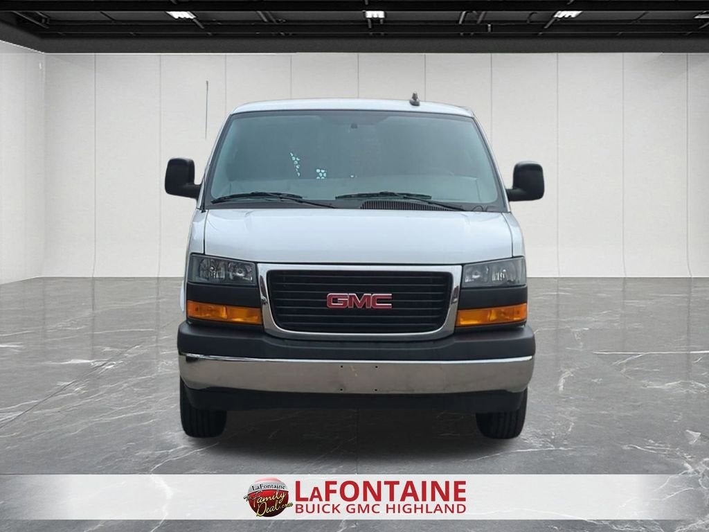 2023 GMC Savana Cargo 2500 Work Van