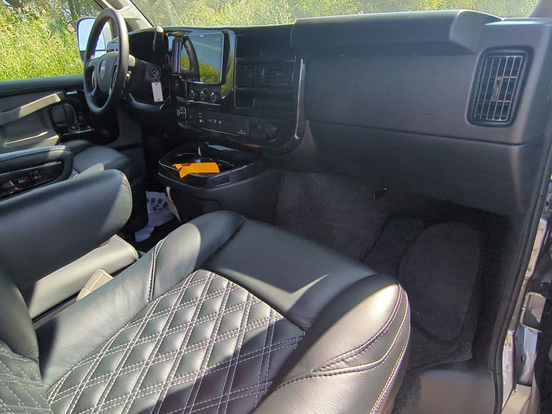 2025 GMC Savana Cargo 2500 Work Van