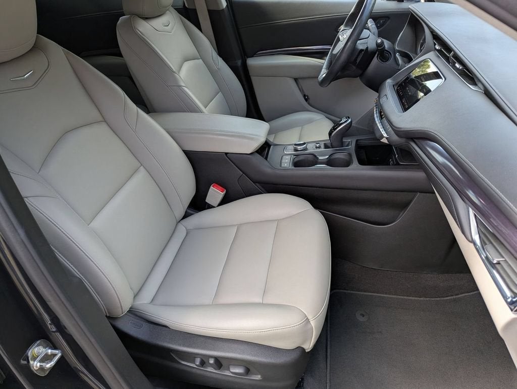 2023 Cadillac XT4 FWD Luxury