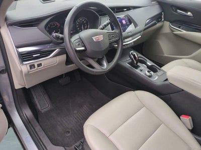 2023 Cadillac XT4 Luxury