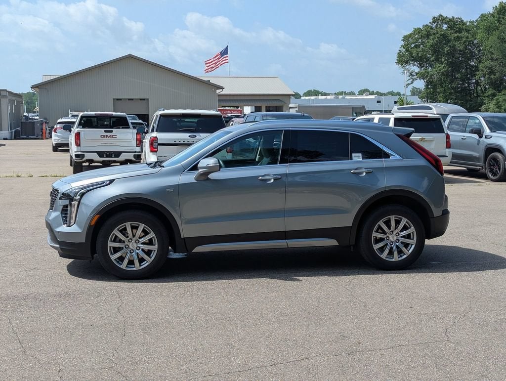 2023 Cadillac XT4 Premium Luxury
