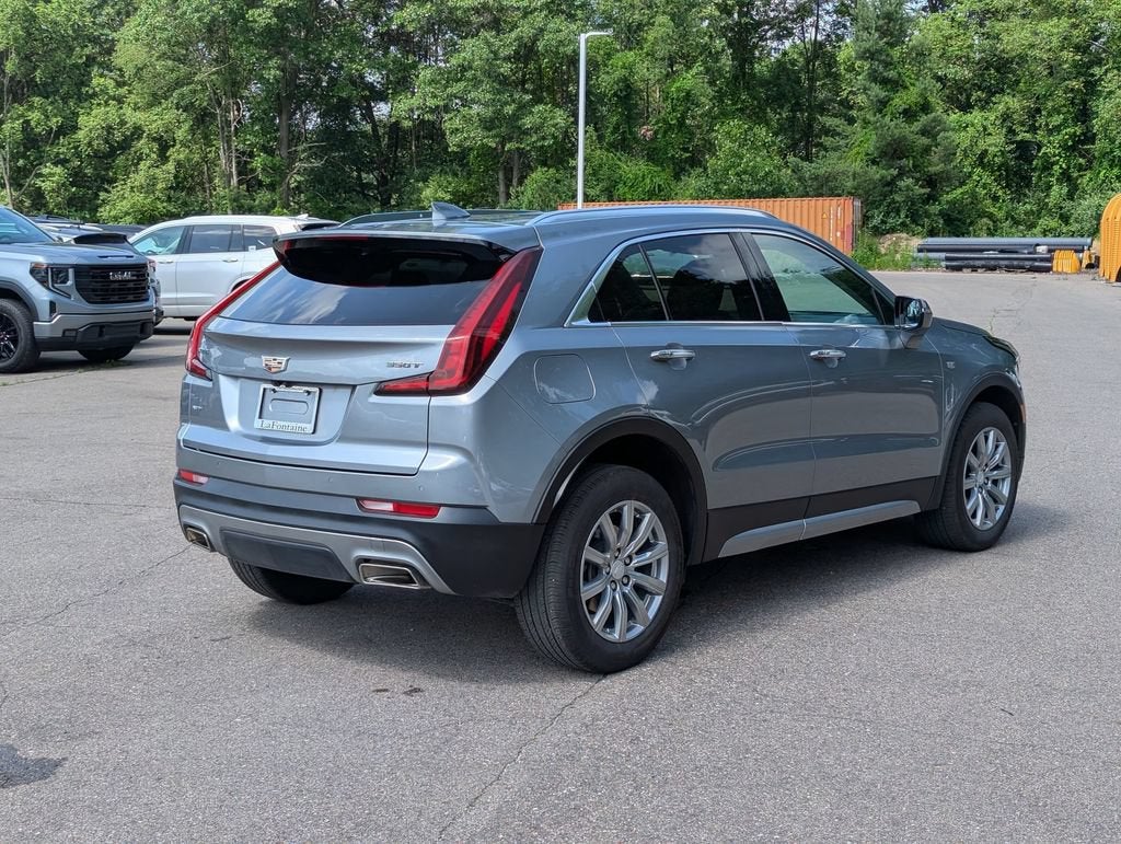 2023 Cadillac XT4 Premium Luxury