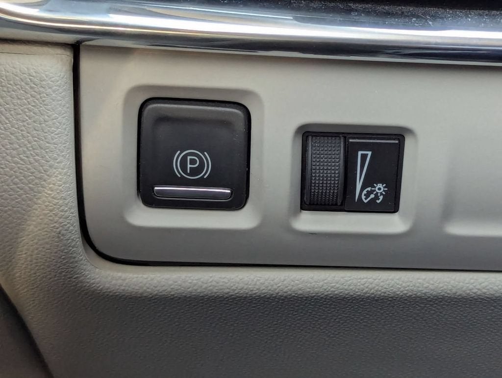 2019 Cadillac XT4 AWD Premium Luxury