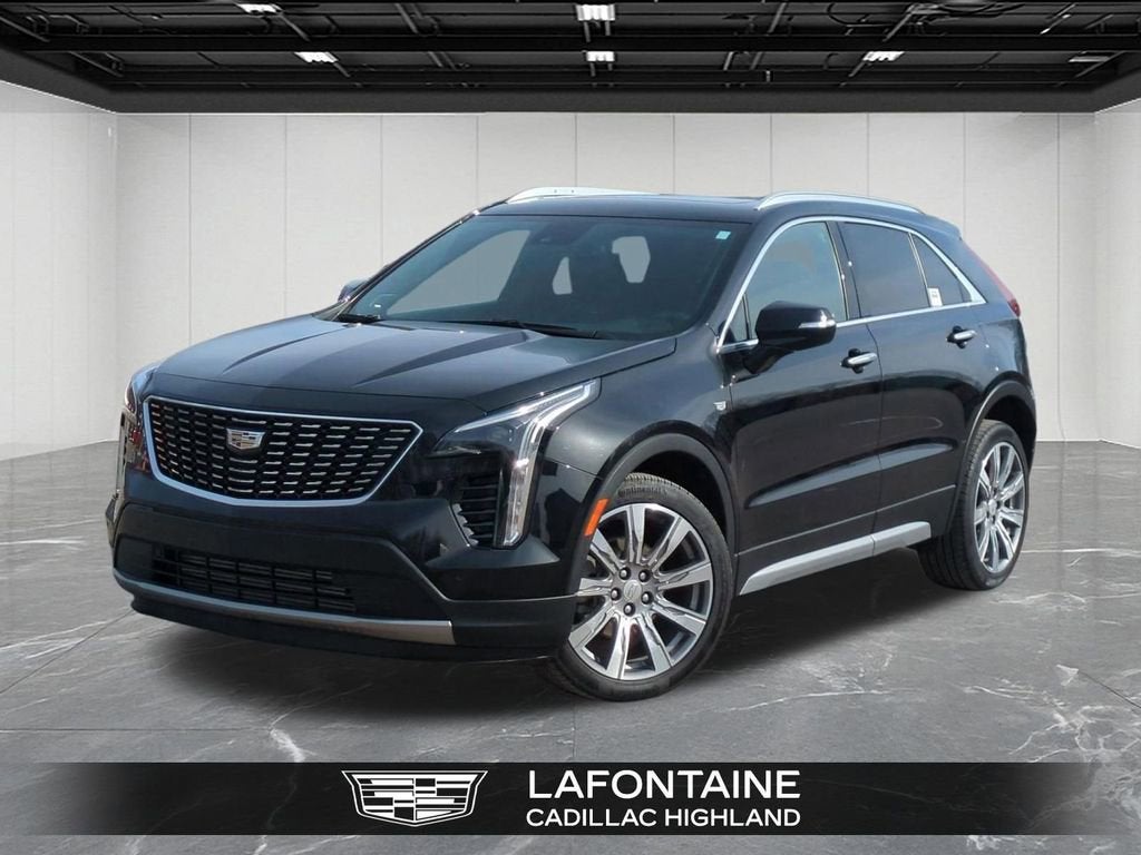 2023 Cadillac XT4 Premium Luxury