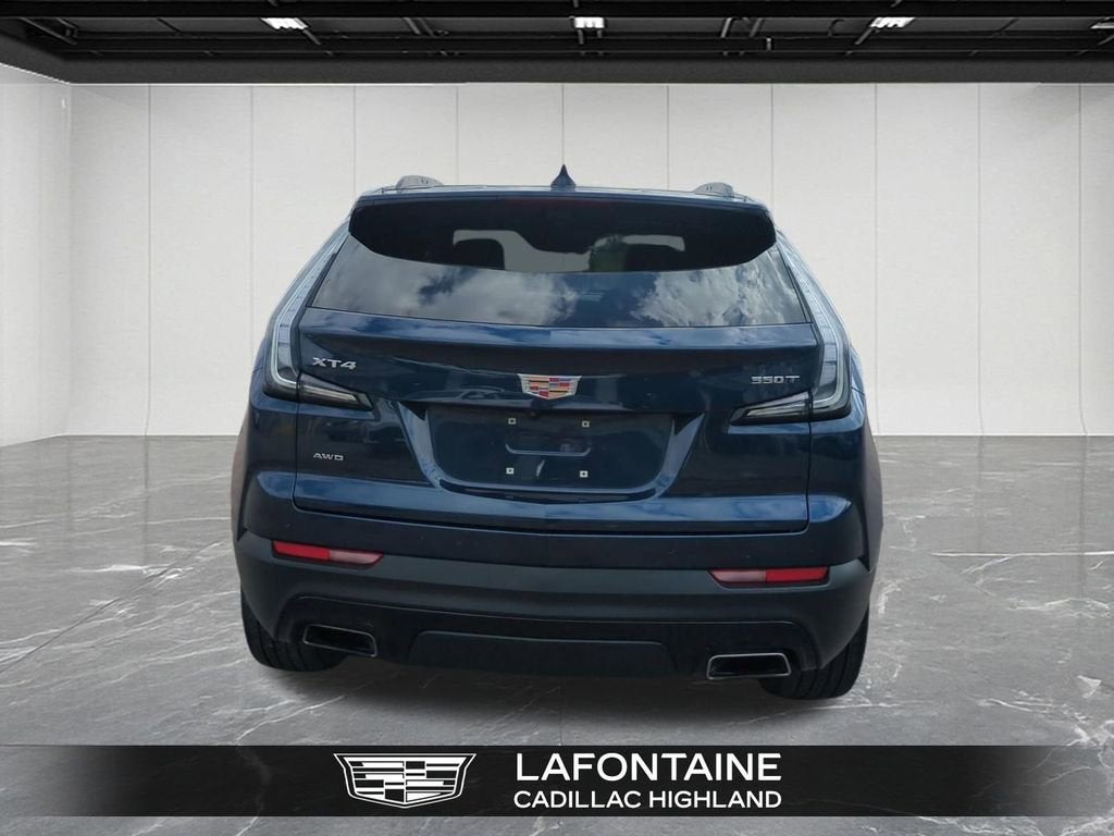 2022 Cadillac XT4 Sport