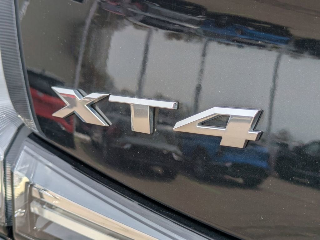 2024 Cadillac XT4 Sport