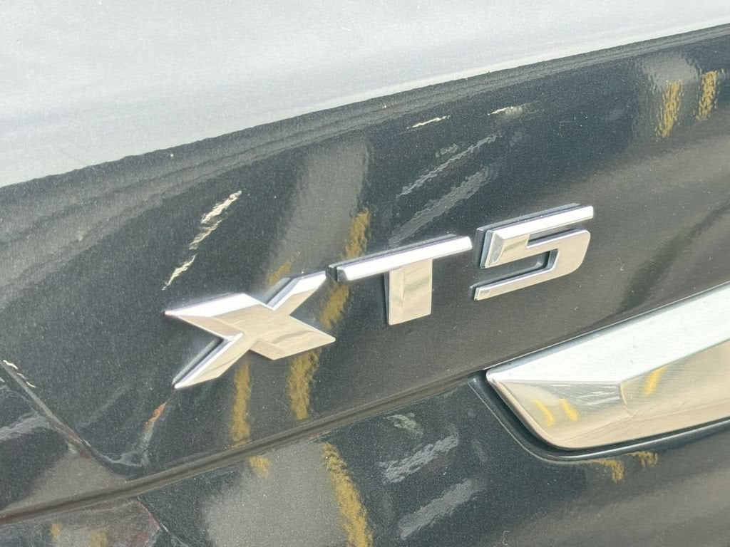 2019 Cadillac XT5 Luxury FWD