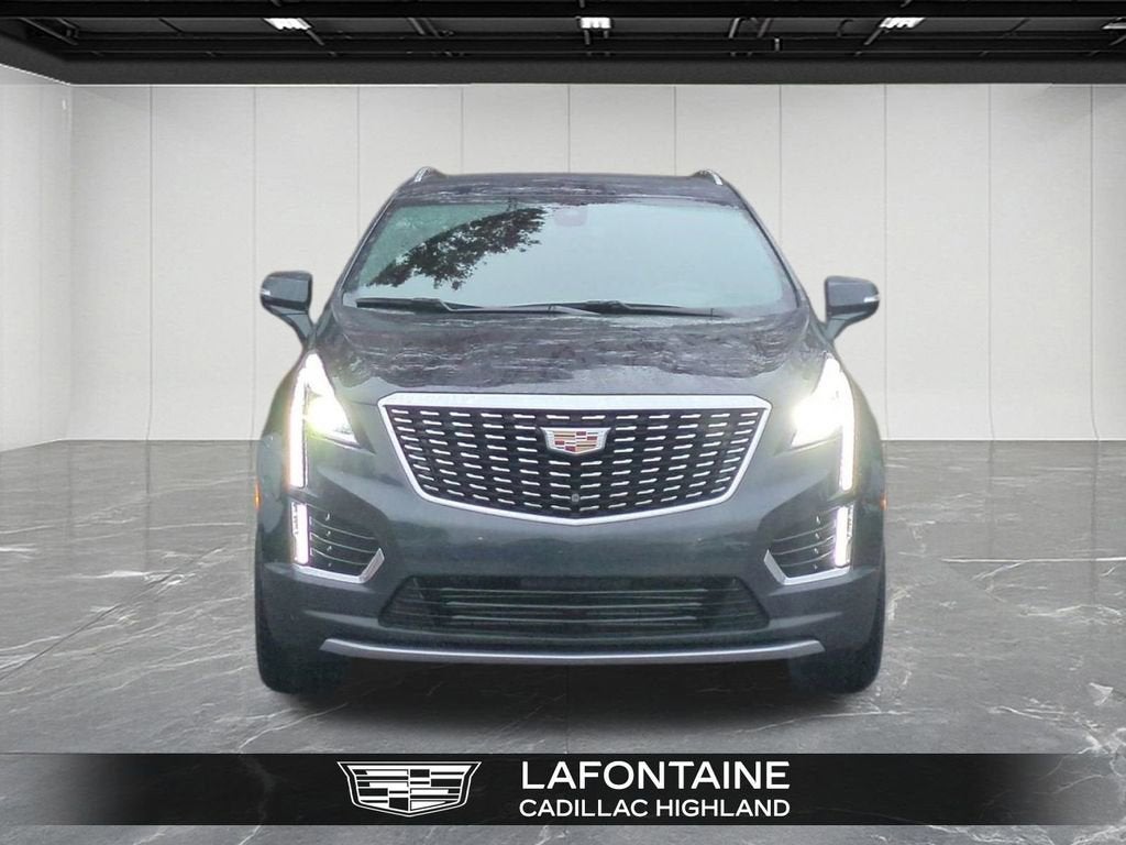 2022 Cadillac XT5 Premium Luxury