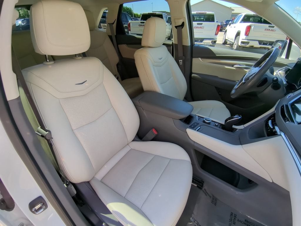 2023 Cadillac XT5 Premium Luxury