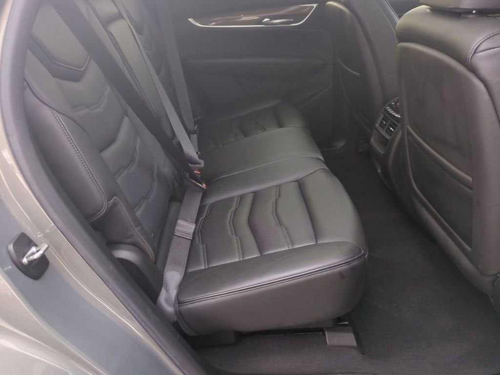 2017 Cadillac XT5 Platinum AWD