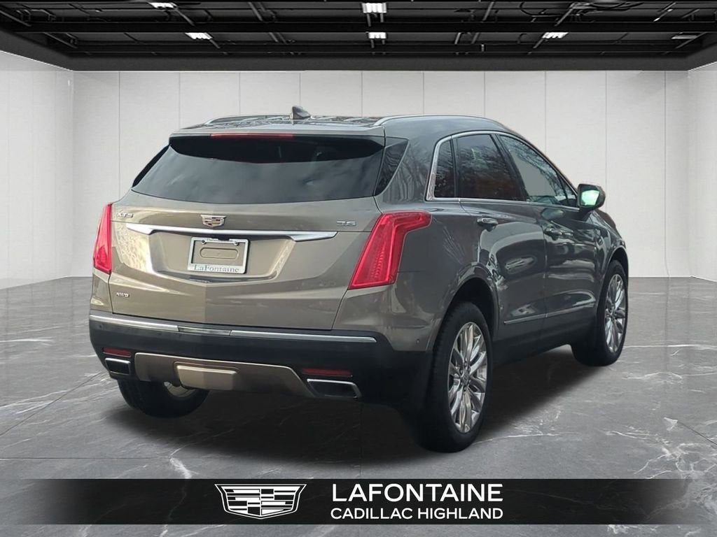 2017 Cadillac XT5 Platinum AWD
