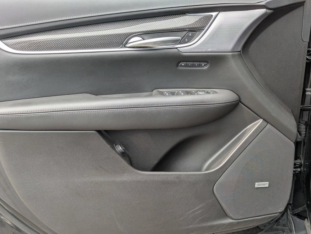 2024 Cadillac XT5 Sport
