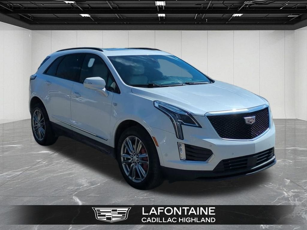 2023 Cadillac XT5 Sport