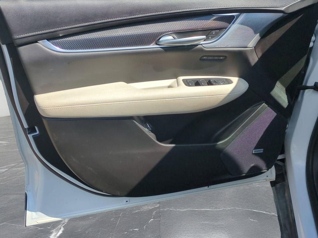 2023 Cadillac XT5 Sport