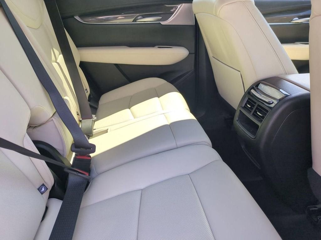 2023 Cadillac XT5 Sport