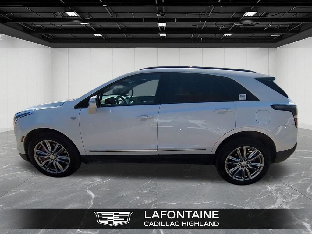 2023 Cadillac XT5 Sport