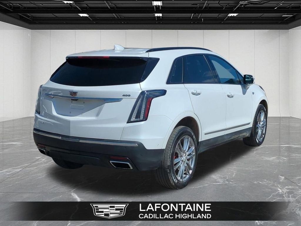 2023 Cadillac XT5 Sport
