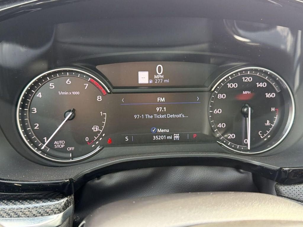 2023 Cadillac XT5 Sport