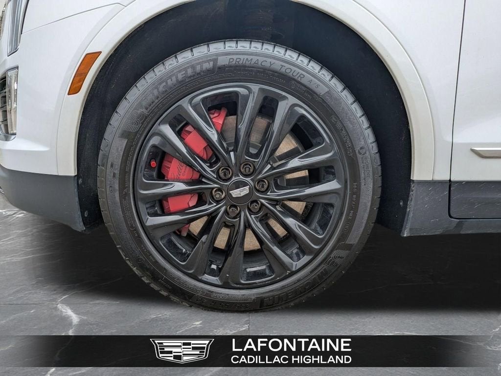 2024 Cadillac XT5 Sport