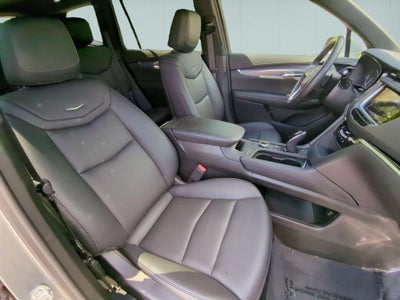 2025 Cadillac XT6 Luxury