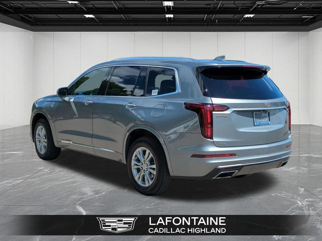 2025 Cadillac XT6 Luxury