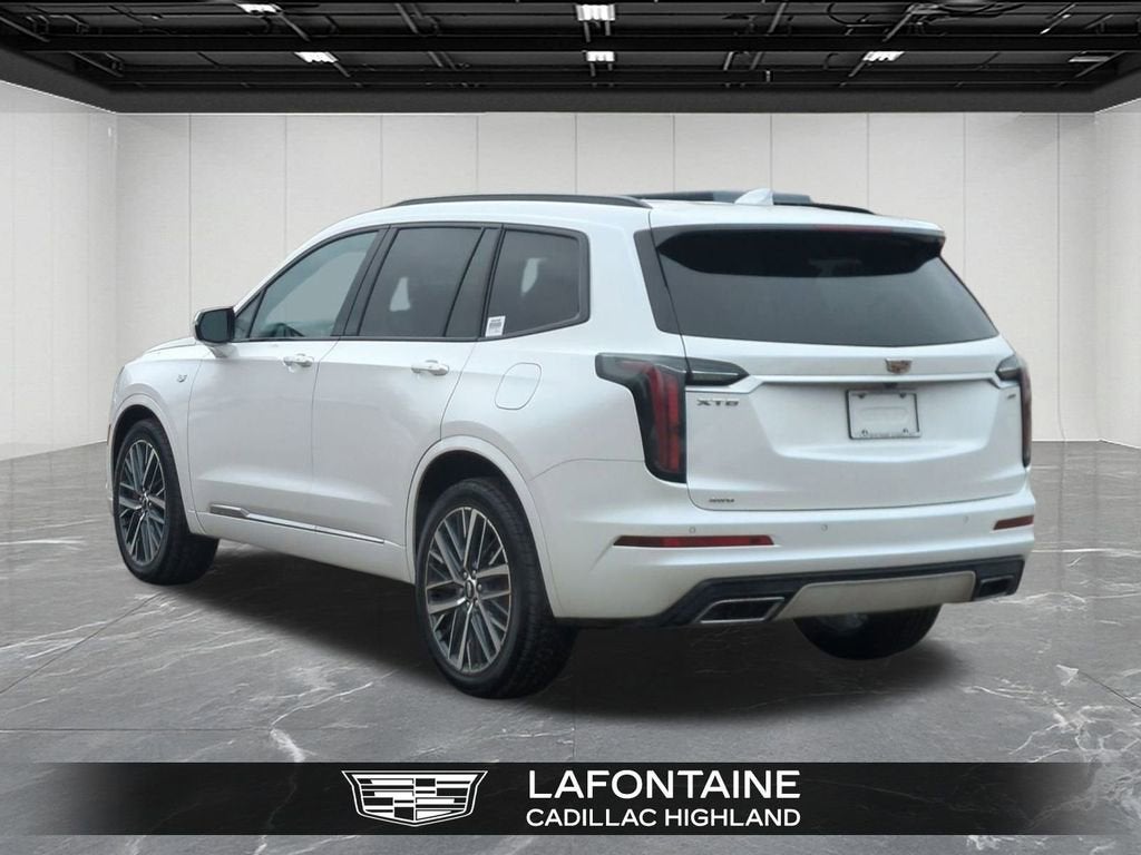 2024 Cadillac XT6 Sport