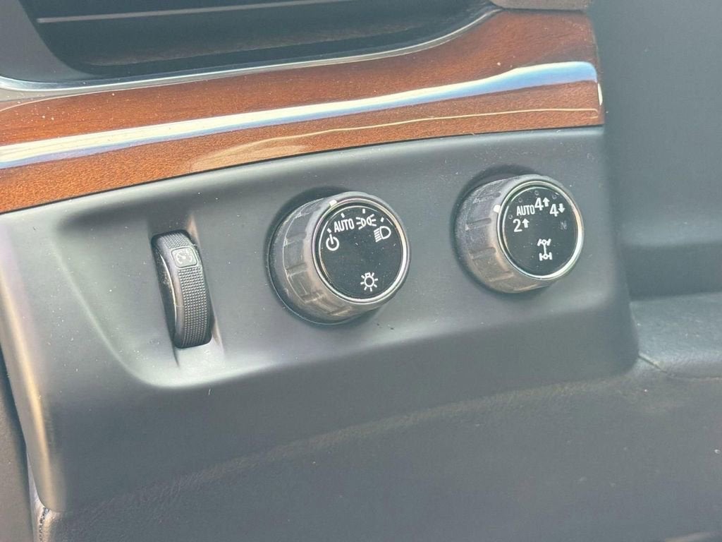 2018 Cadillac Escalade Luxury