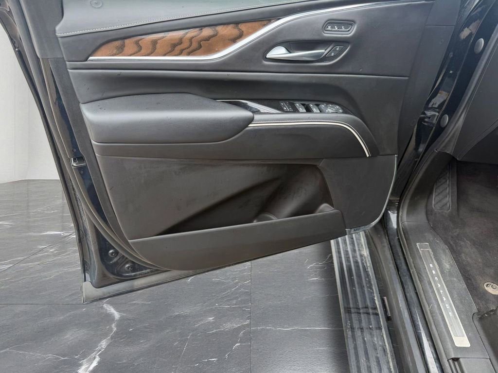 2020 Cadillac Escalade Luxury