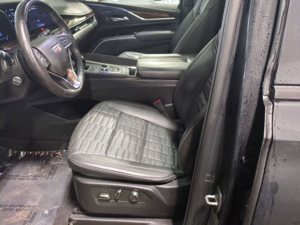 2022 Cadillac Escalade Sport Platinum