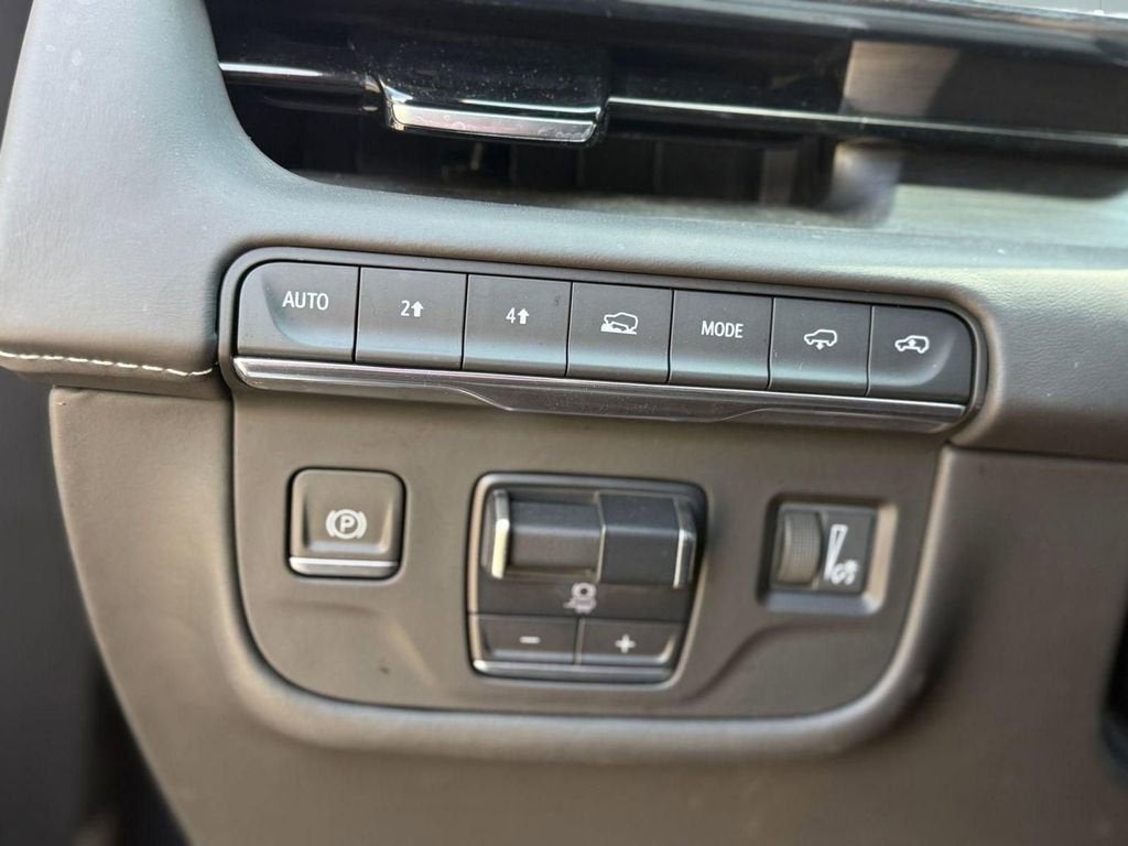 2023 Cadillac Escalade Sport Platinum
