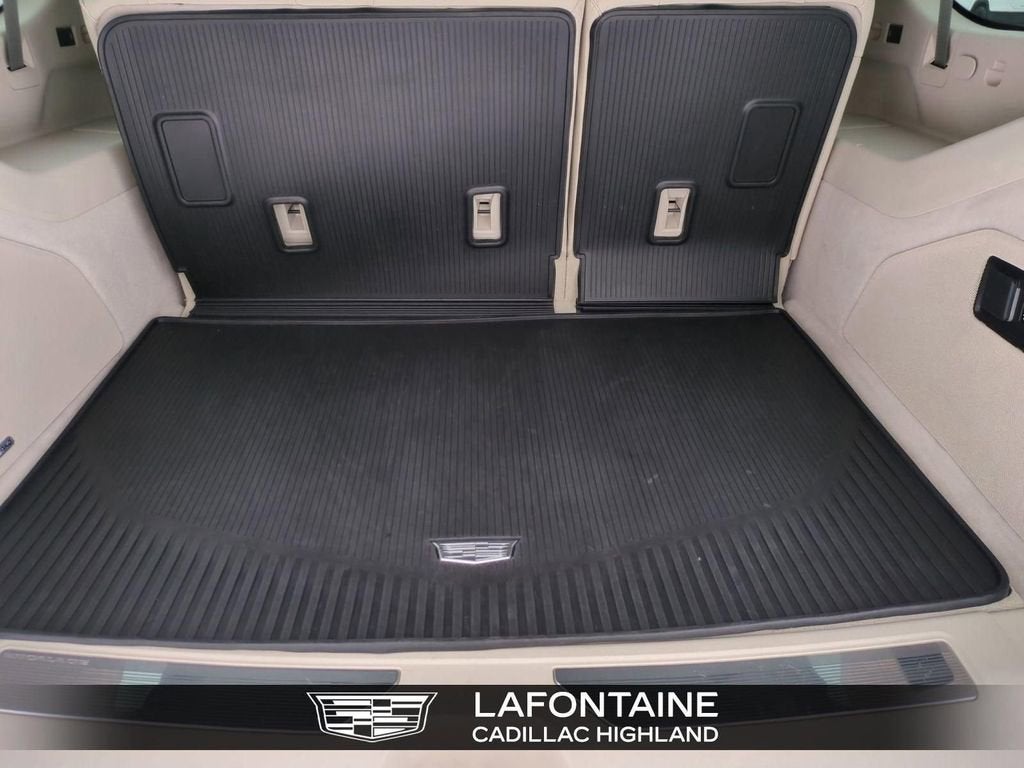 2023 Cadillac Escalade ESV Premium Luxury Platinum