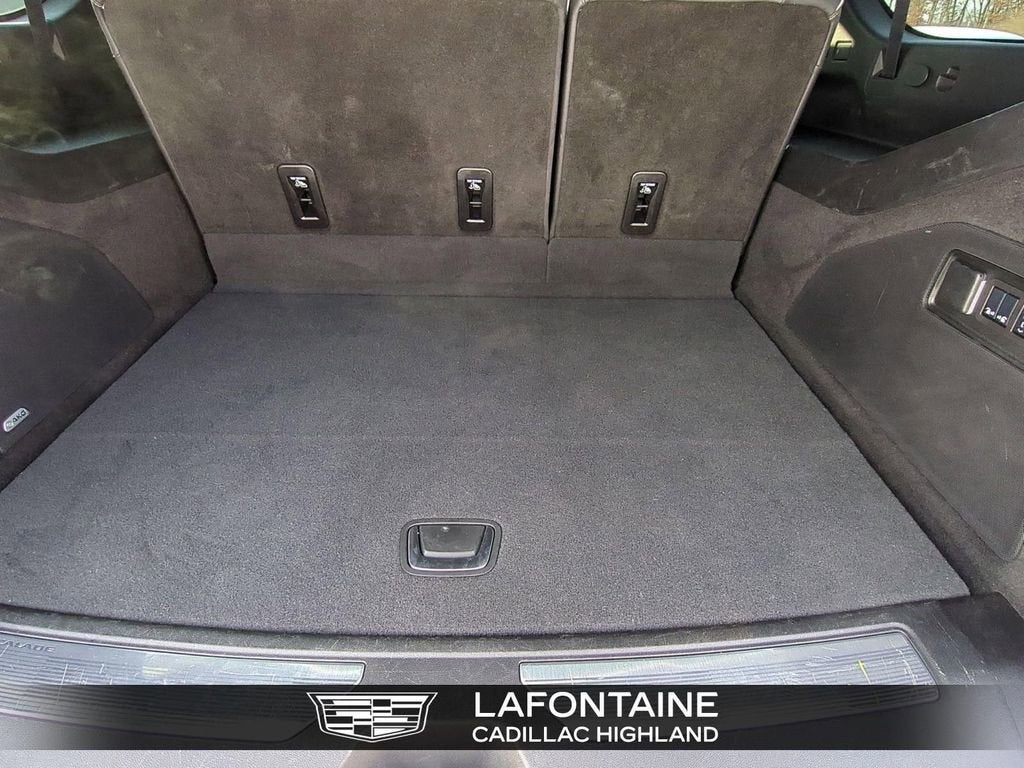 2024 Cadillac Escalade ESV Sport Platinum