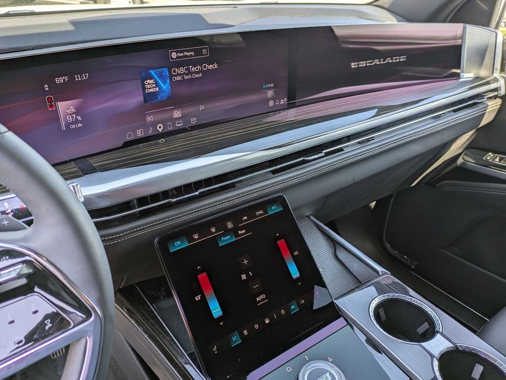 2025 Cadillac Escalade Luxury