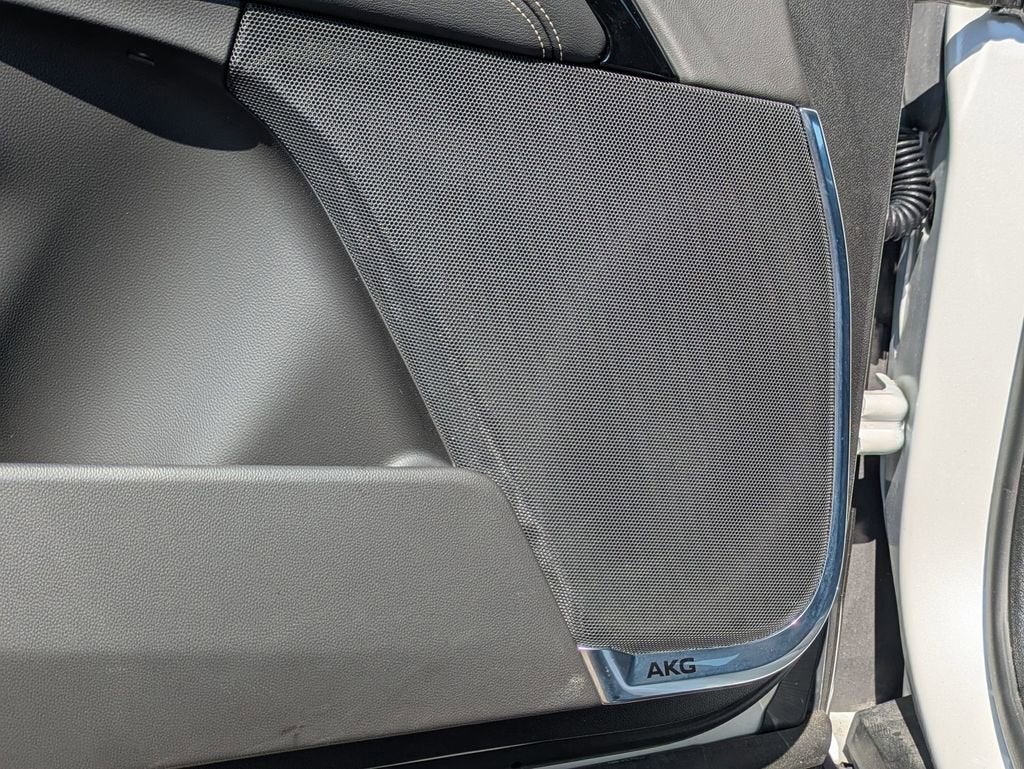 2025 Cadillac Escalade Luxury