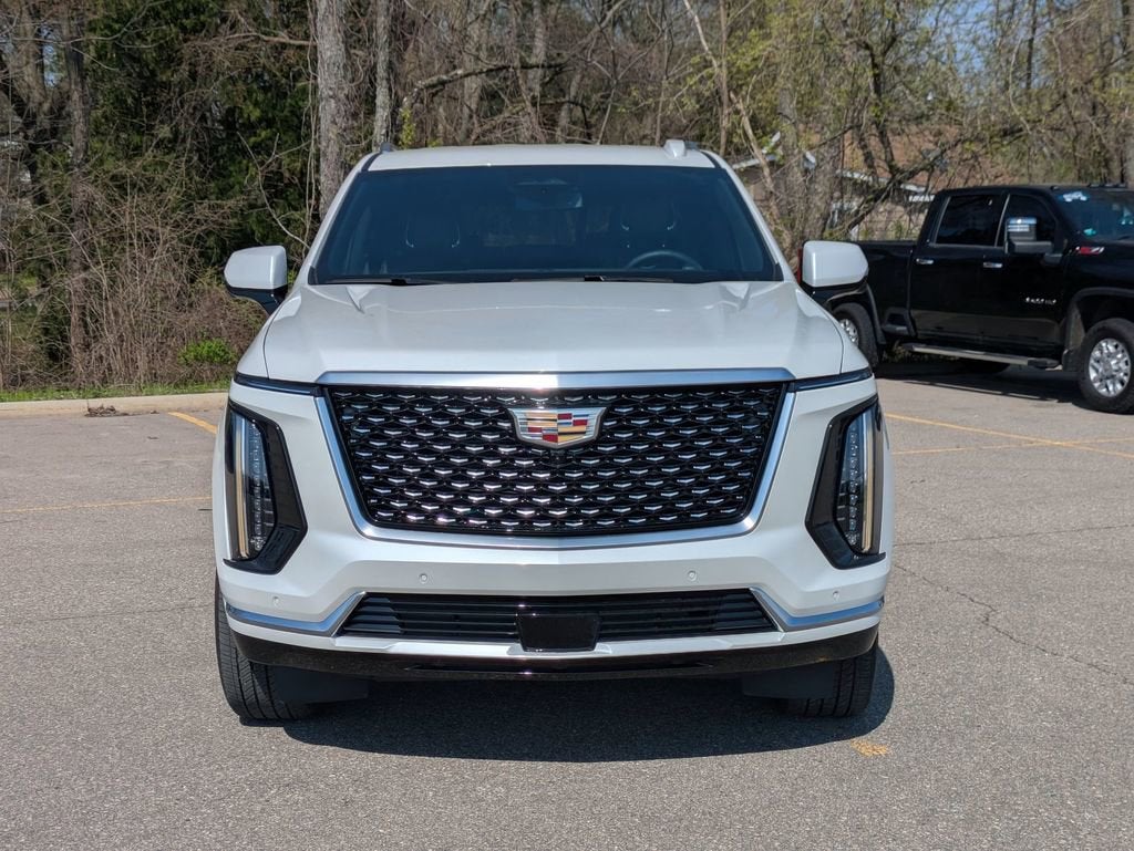 2025 Cadillac Escalade Luxury