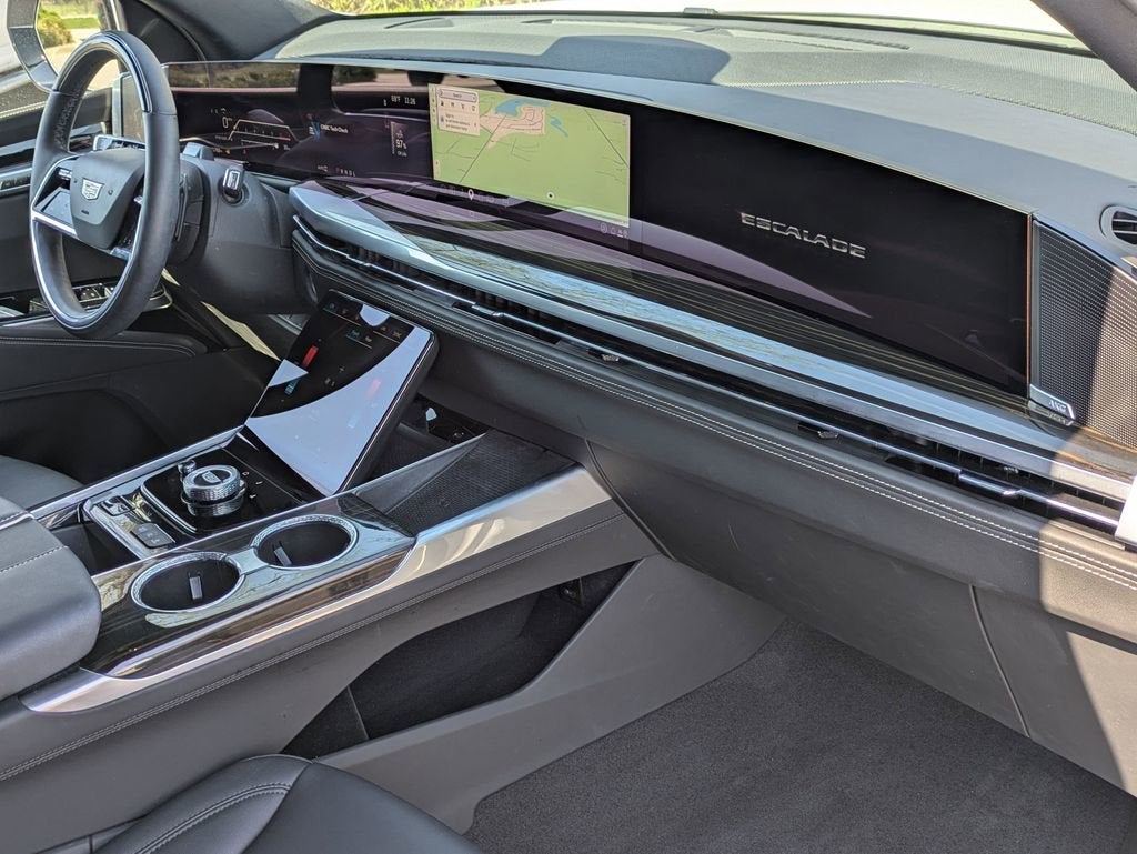 2025 Cadillac Escalade Luxury