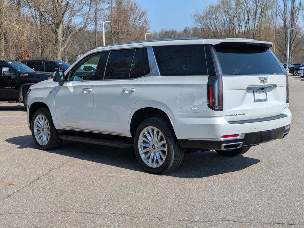 2025 Cadillac Escalade Luxury