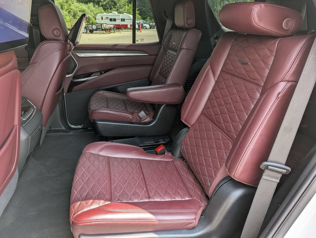 2025 Cadillac Escalade Sport