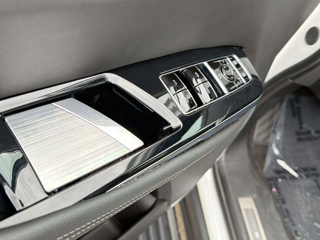 2025 Cadillac Escalade Sport