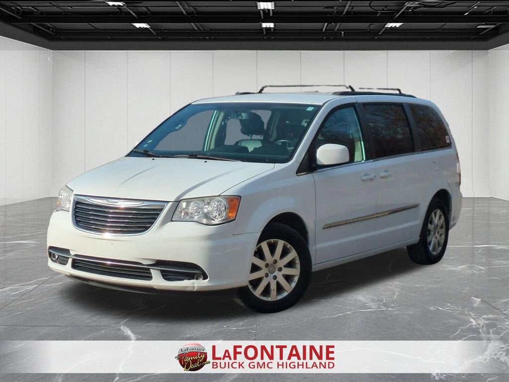 2014 Chrysler Town & Country Touring