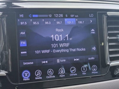 2017 Chrysler Pacifica Touring-L Plus