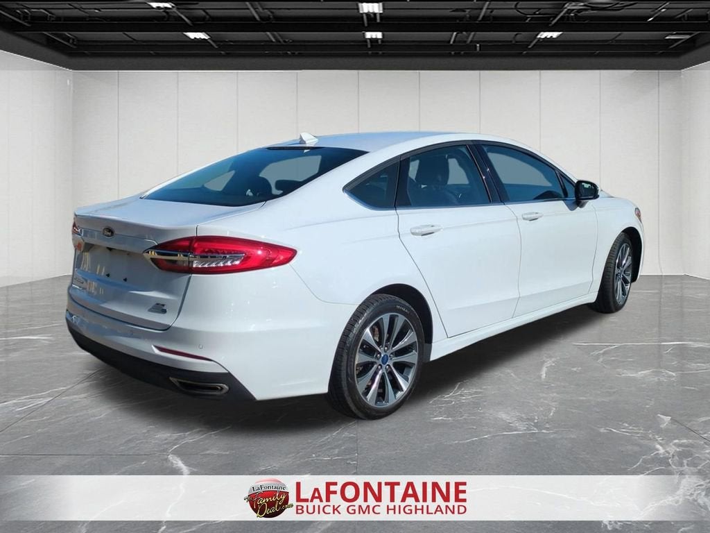 2020 Ford Fusion SE